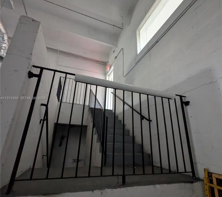 1601 NW 97th Ave, Doral FL 33172