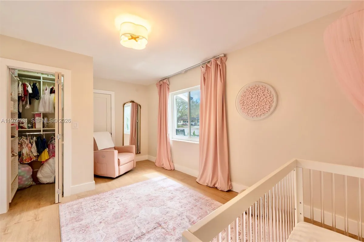 10461 SW 121st St, Miami FL 33176