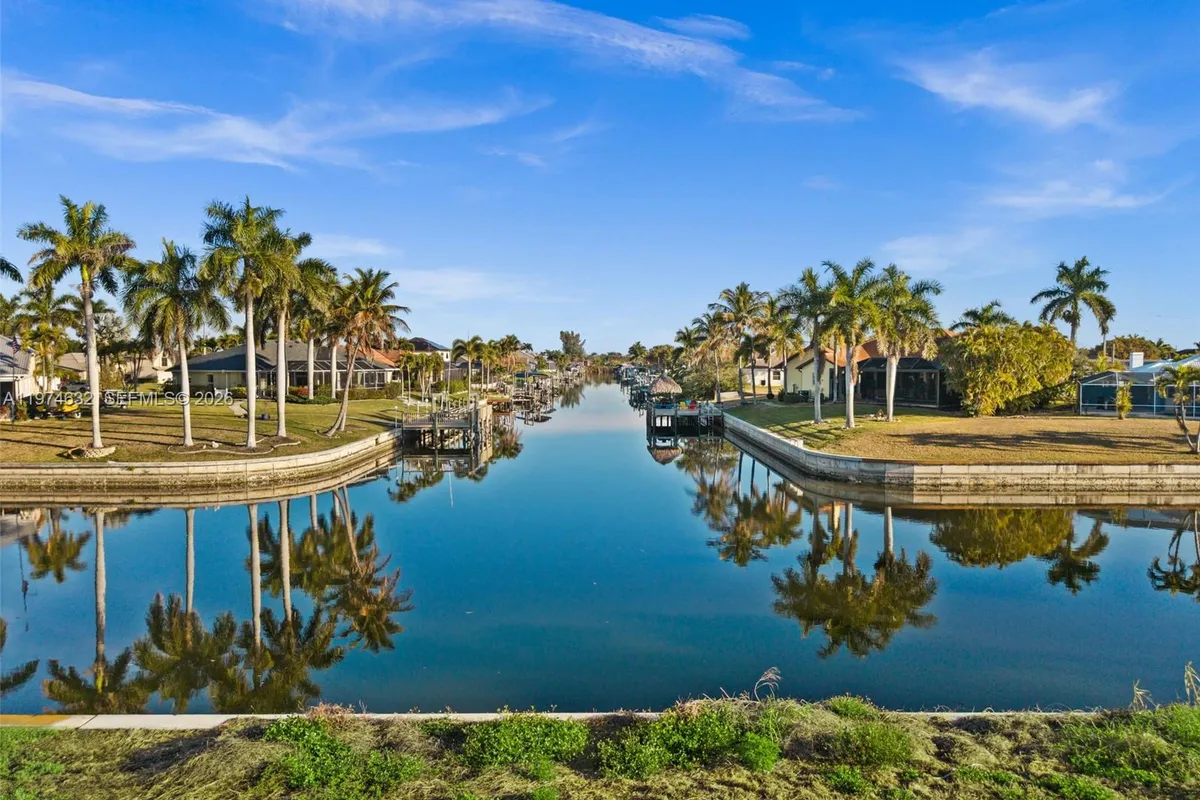2623 SW 35th Ln, Cape Coral FL 33914