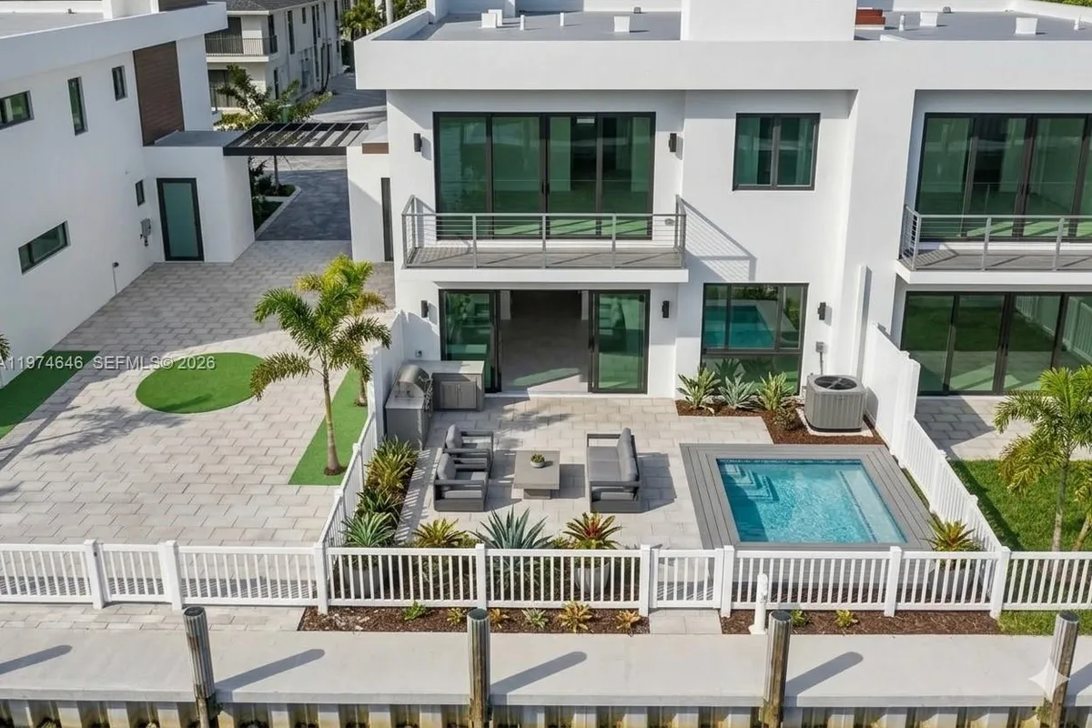 4636 SW 32ND AVE # C2, Dania Beach FL 33312