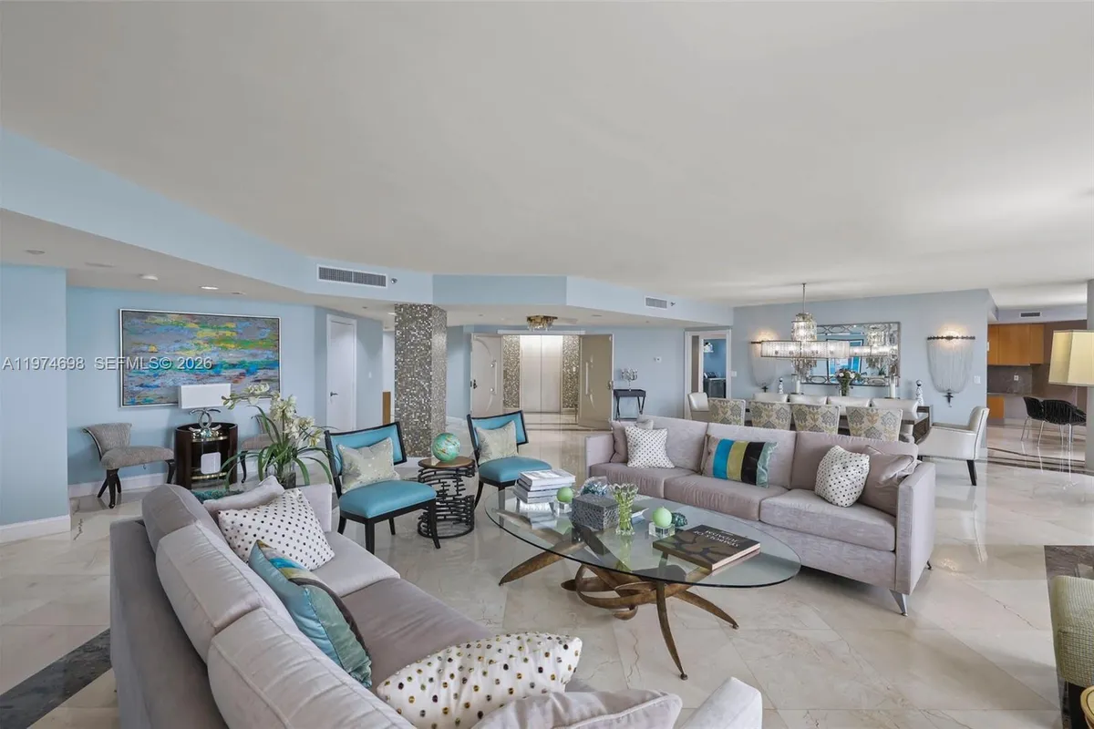 2600 Island Blvd # 1006, Aventura FL 33160