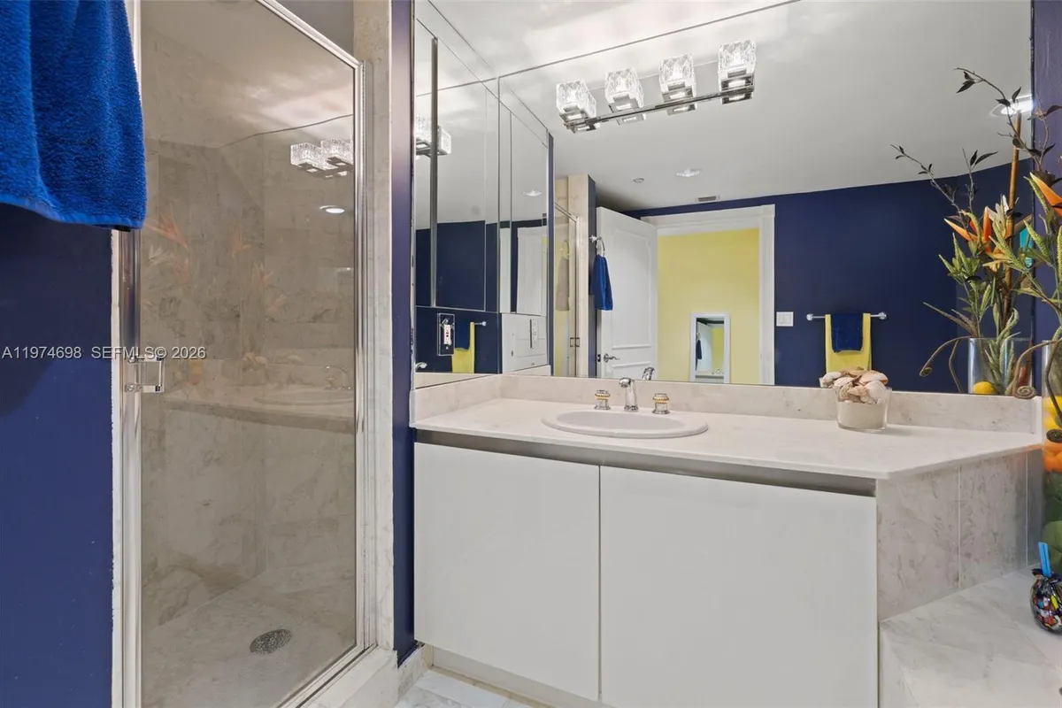 2600 Island Blvd # 1006, Aventura FL 33160