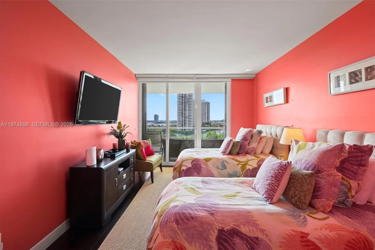 2600 Island Blvd # 1006, Aventura FL 33160