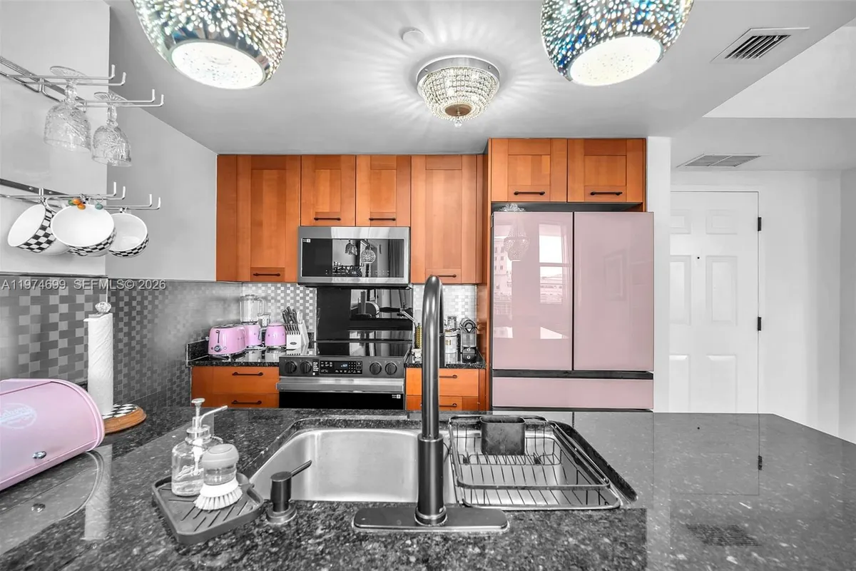 4100 Salzedo St # 519, Coral Gables FL 33146