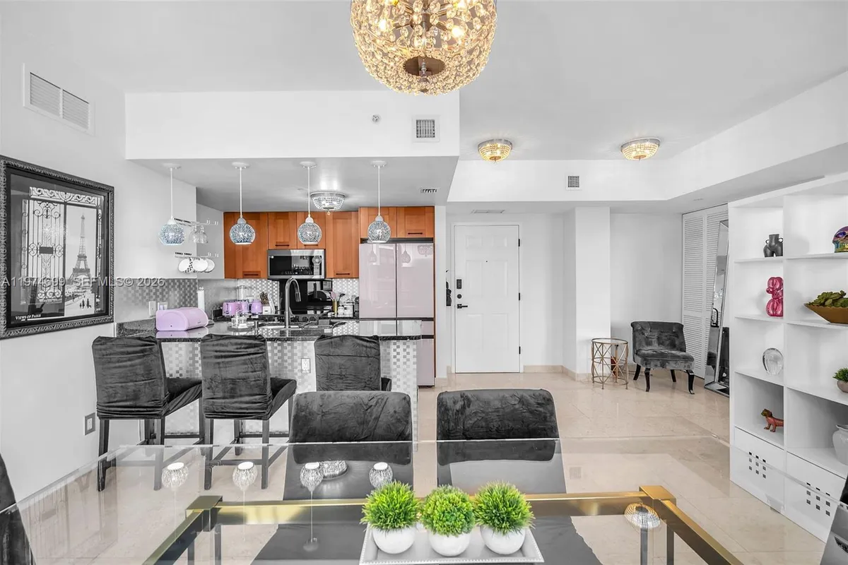 4100 Salzedo St # 519, Coral Gables FL 33146