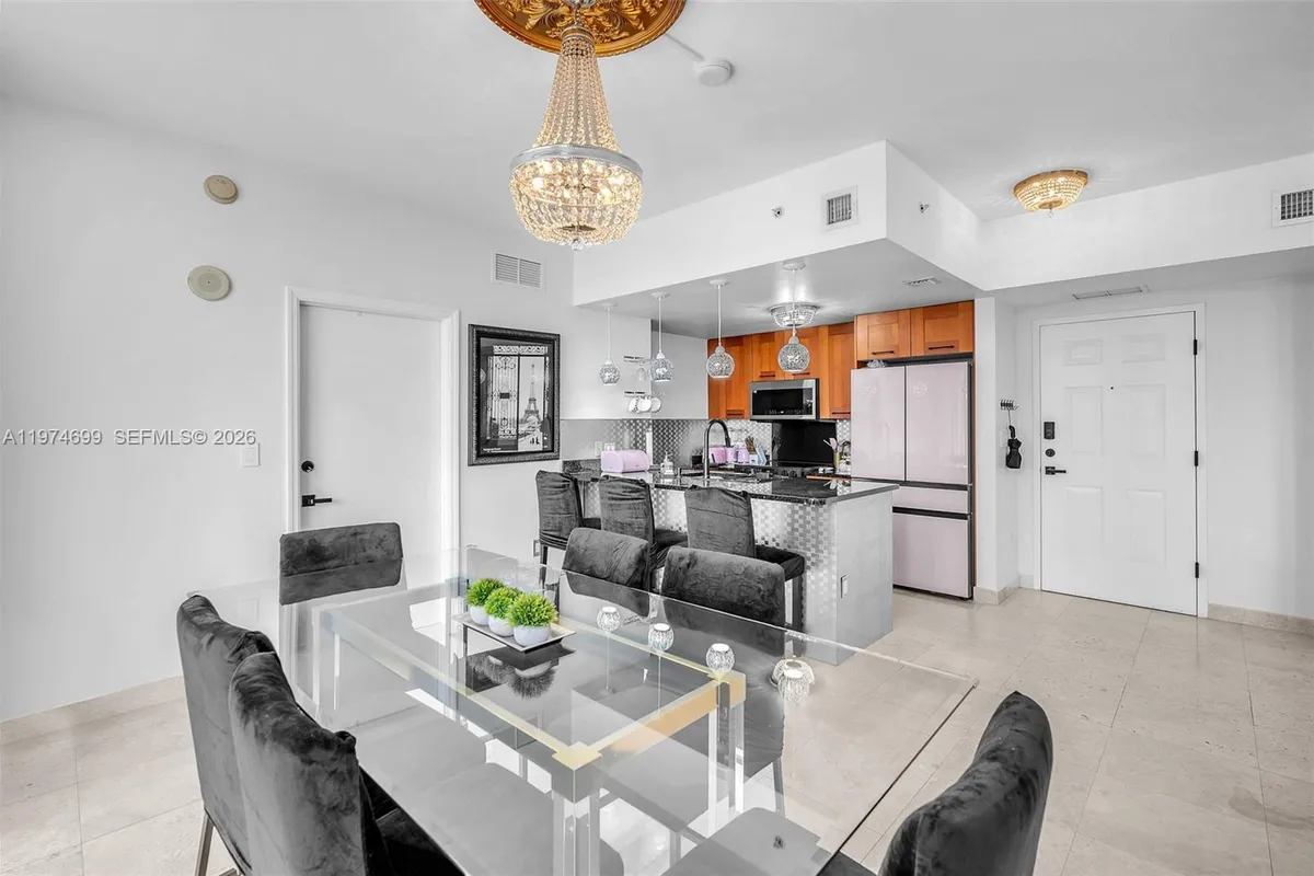 4100 Salzedo St # 519, Coral Gables FL 33146