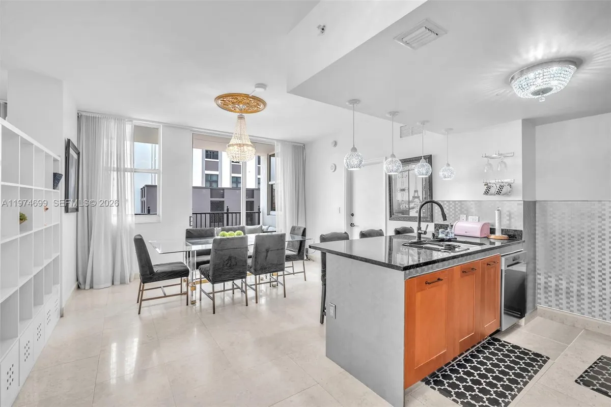 4100 Salzedo St # 519, Coral Gables FL 33146