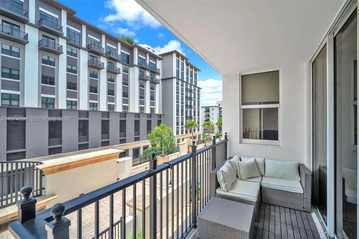 4100 Salzedo St # 519, Coral Gables FL 33146