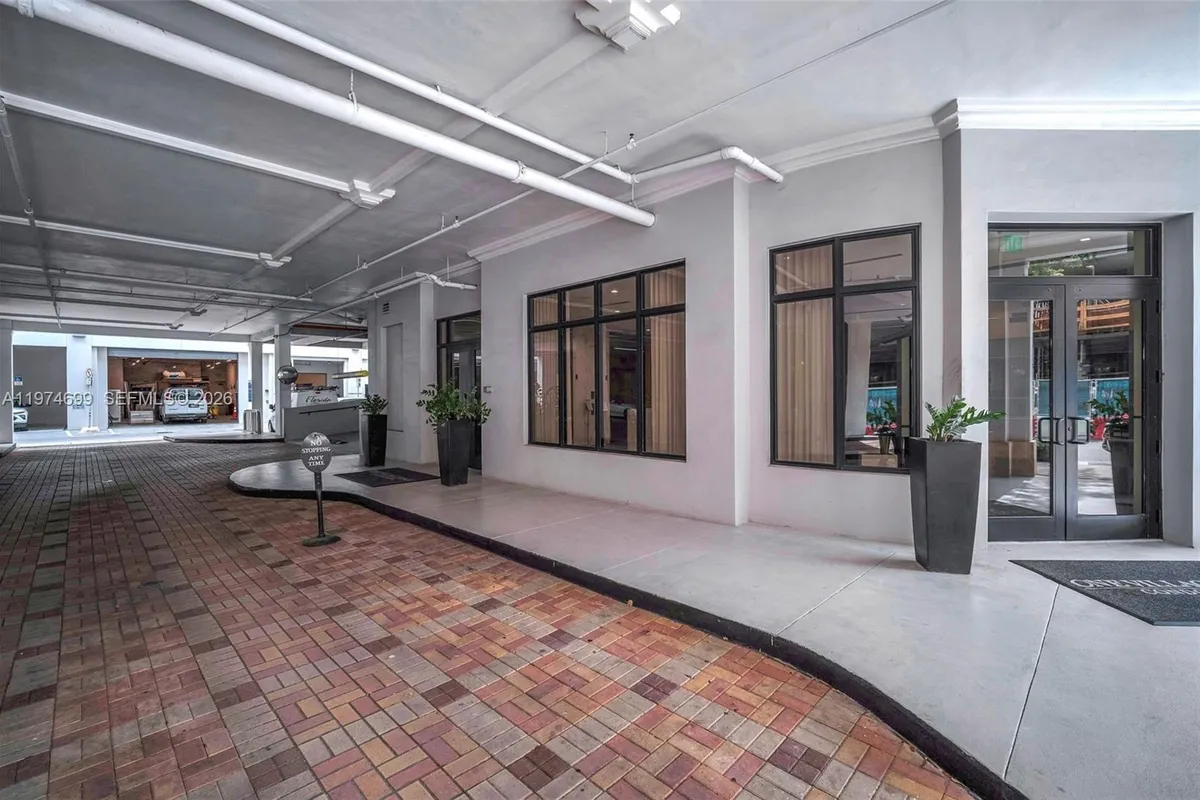 4100 Salzedo St # 519, Coral Gables FL 33146