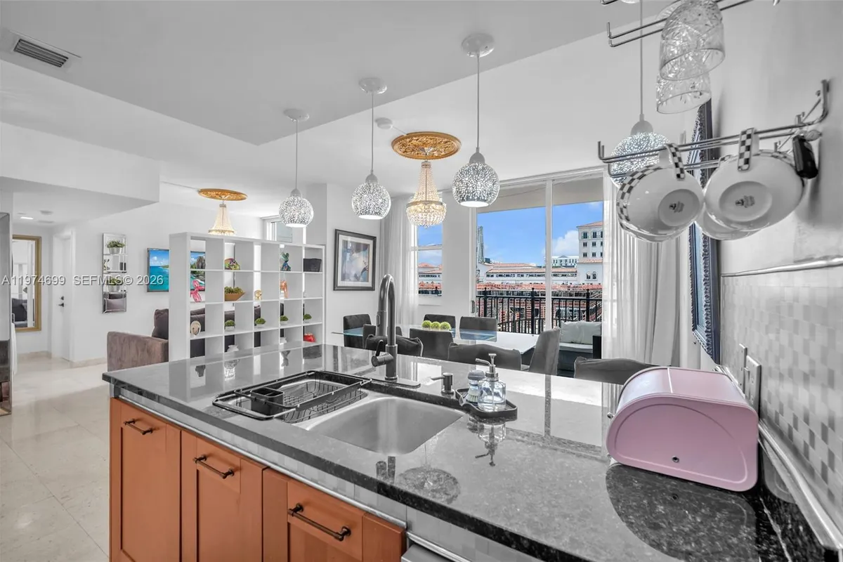 4100 Salzedo St # 519, Coral Gables FL 33146