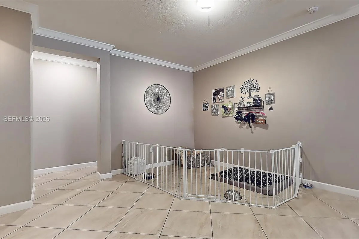 154 SE 23rd Ter, Homestead FL 33033