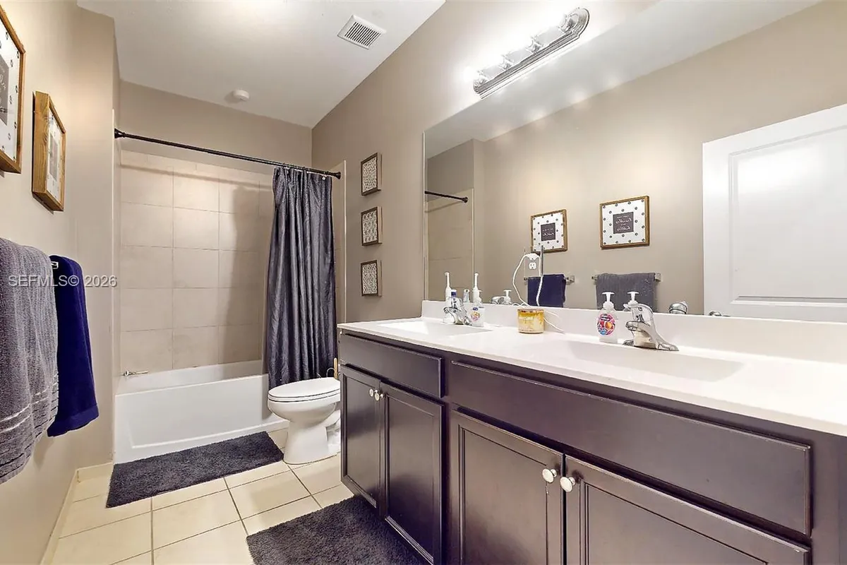 154 SE 23rd Ter, Homestead FL 33033