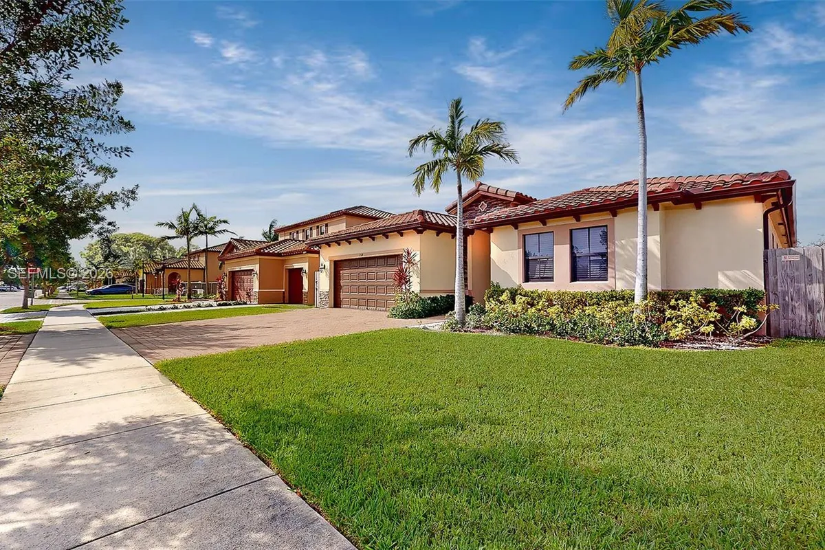 154 SE 23rd Ter, Homestead FL 33033