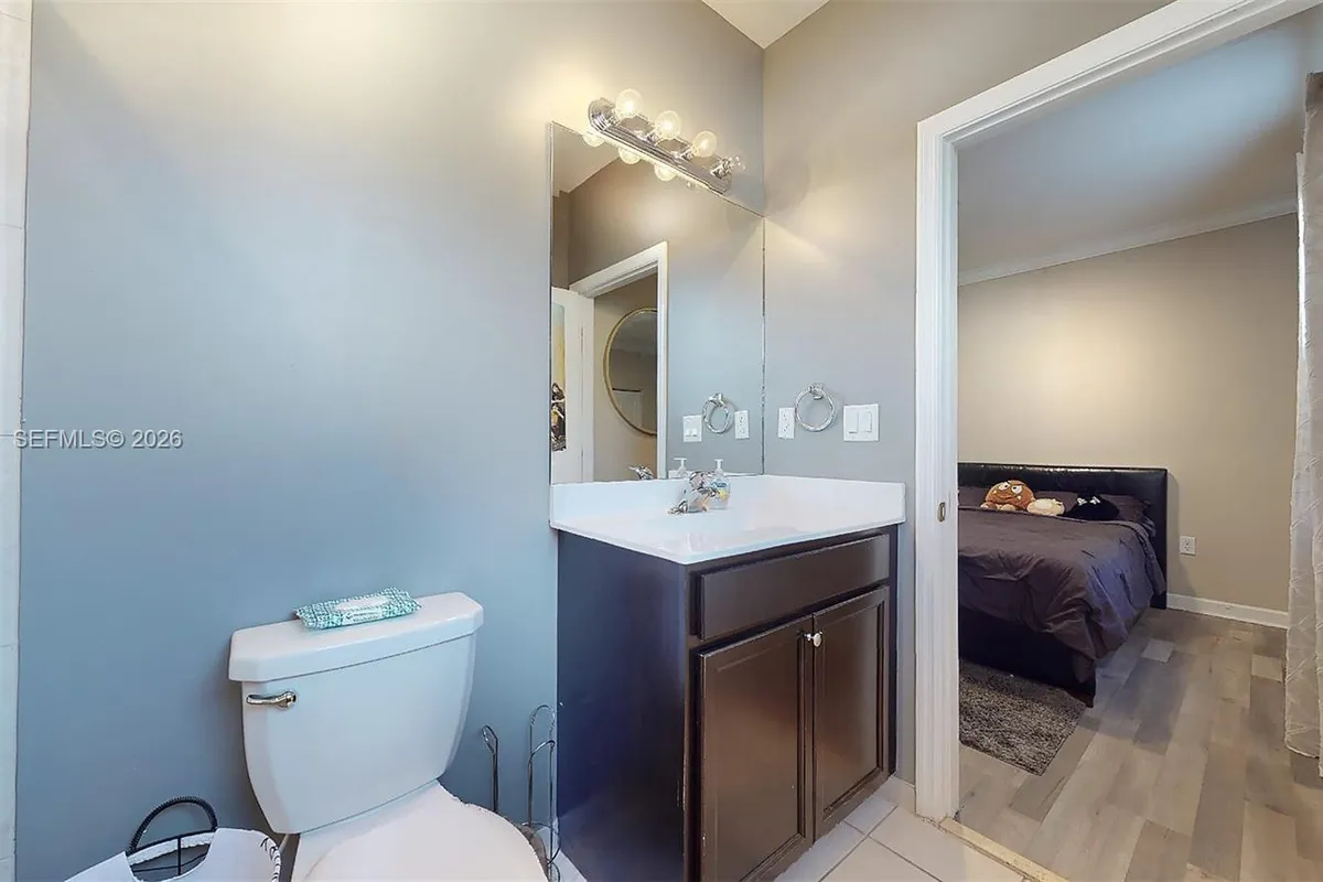 154 SE 23rd Ter, Homestead FL 33033