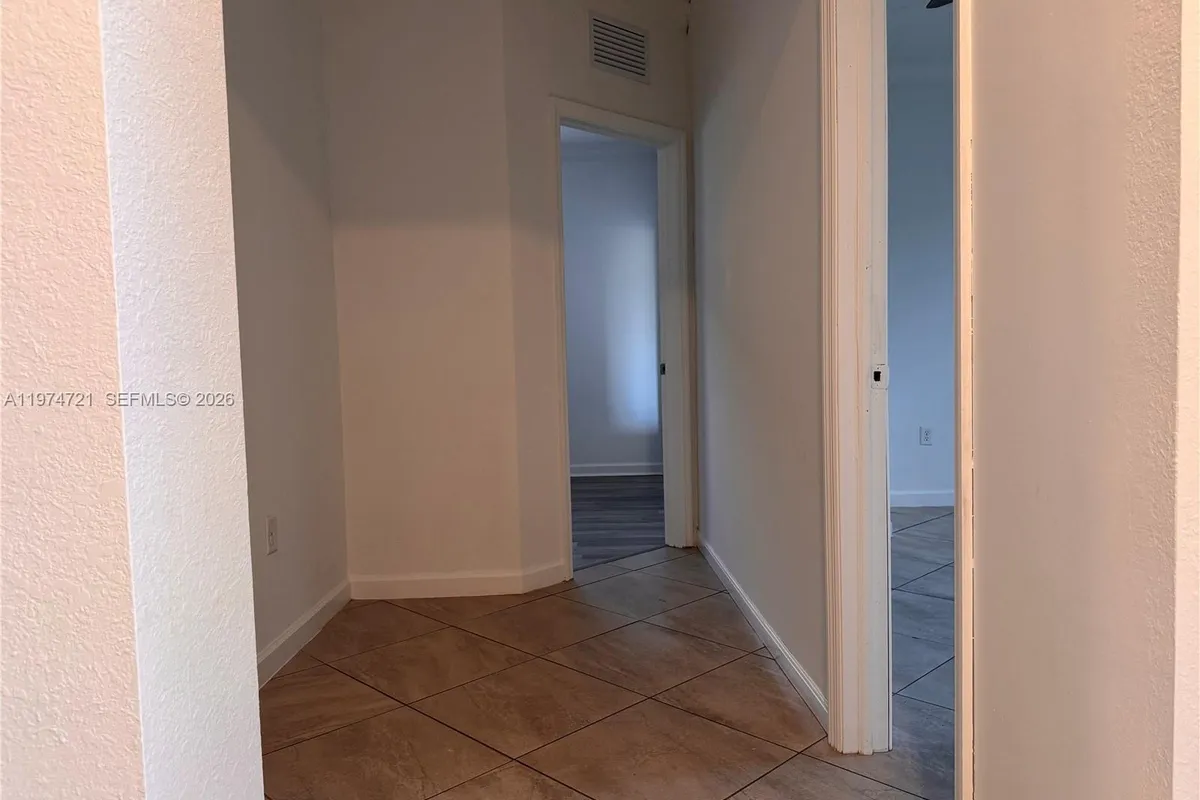 154 SE 23rd Ter, Homestead FL 33033