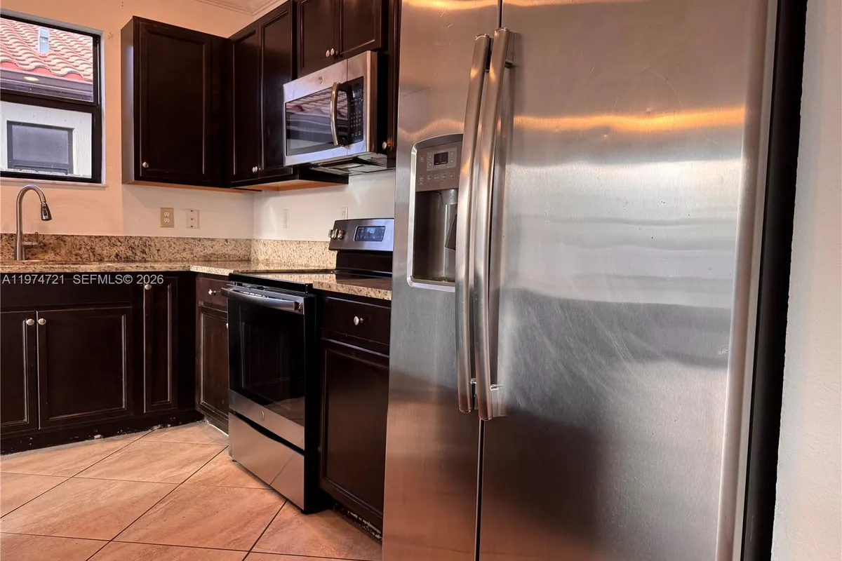 154 SE 23rd Ter, Homestead FL 33033