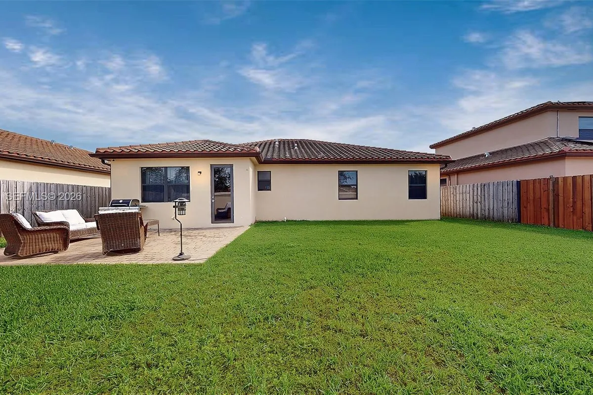 154 SE 23rd Ter, Homestead FL 33033