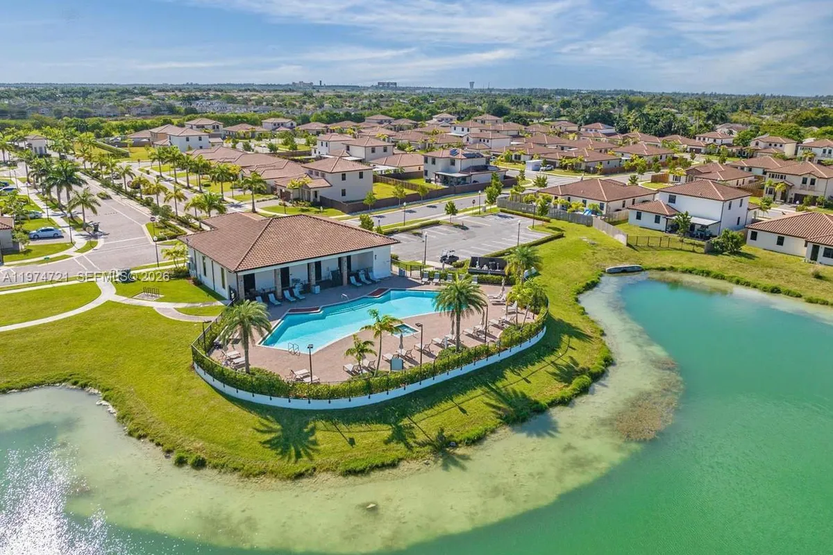 154 SE 23rd Ter, Homestead FL 33033