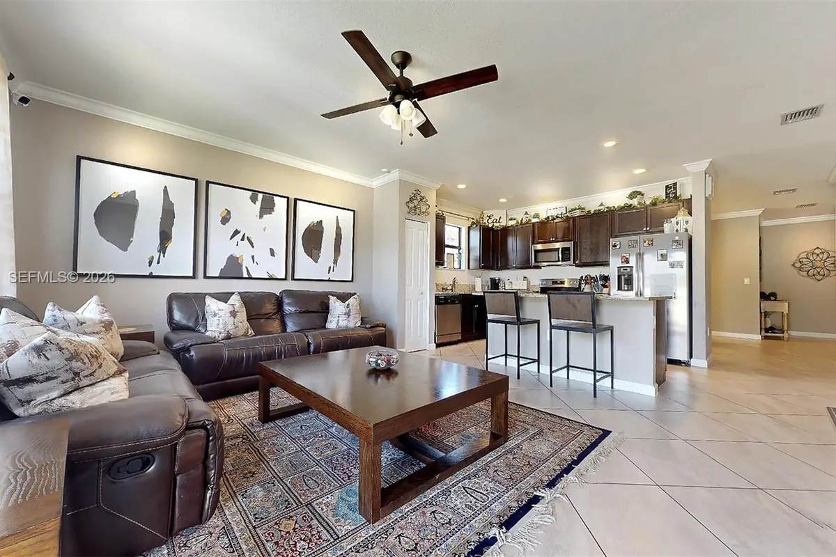 154 SE 23rd Ter, Homestead FL 33033