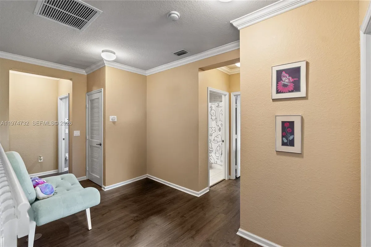 6073 Grand Cypress Cir W, Coconut Creek FL 33073