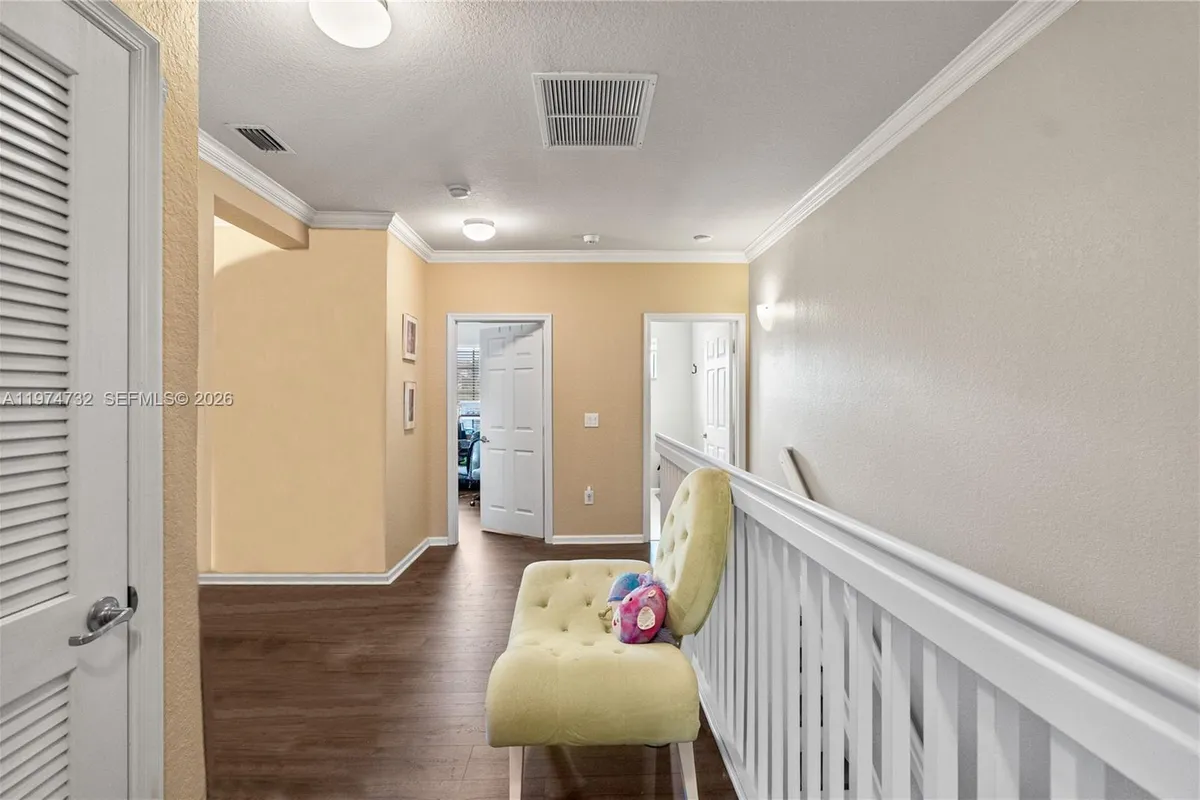 6073 Grand Cypress Cir W, Coconut Creek FL 33073