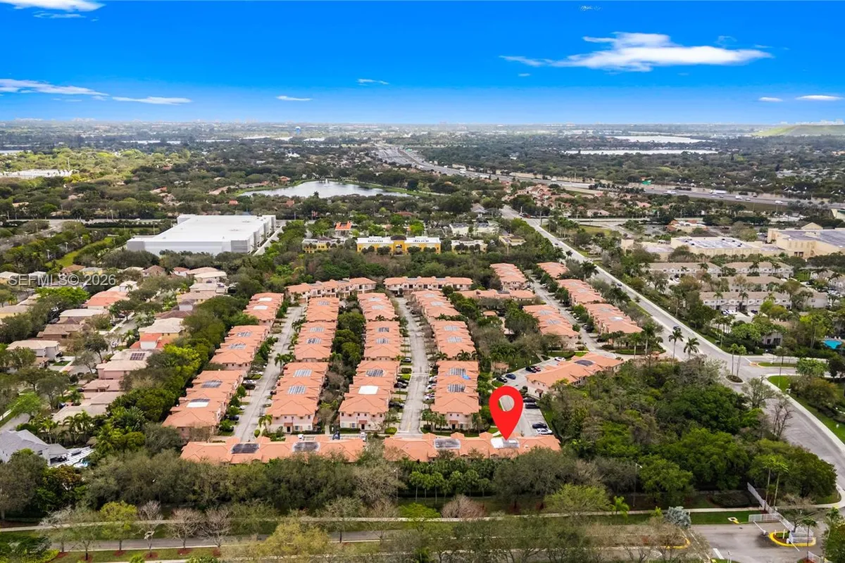 6073 Grand Cypress Cir W, Coconut Creek FL 33073