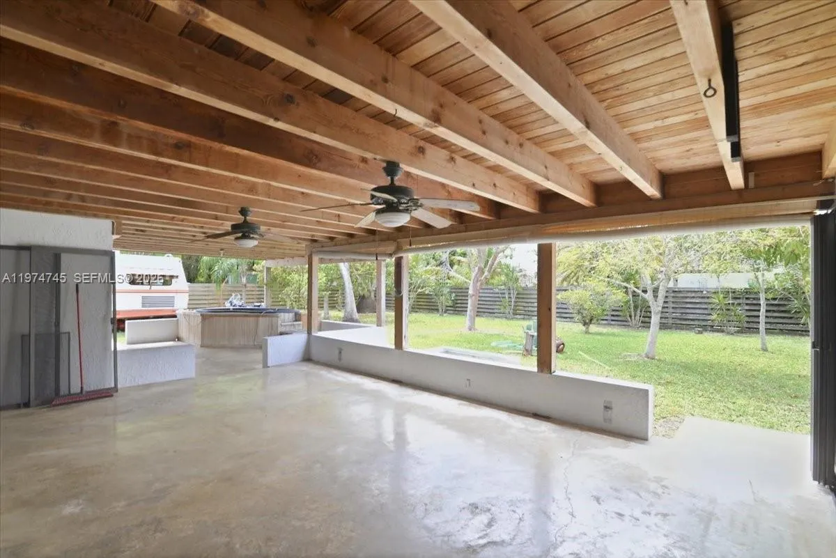 28220 SW 161st Ave, Homestead FL 33033