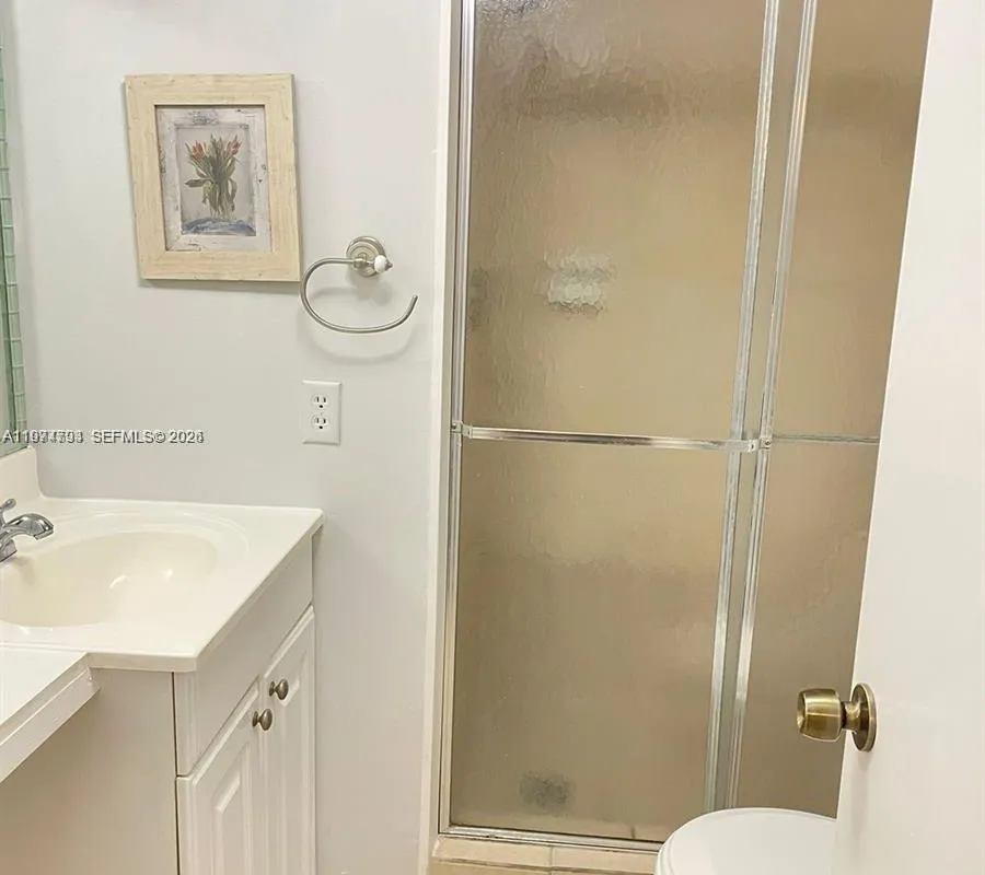 9001 SUNRISE LAKES BLVD # 109, Sunrise FL 33322