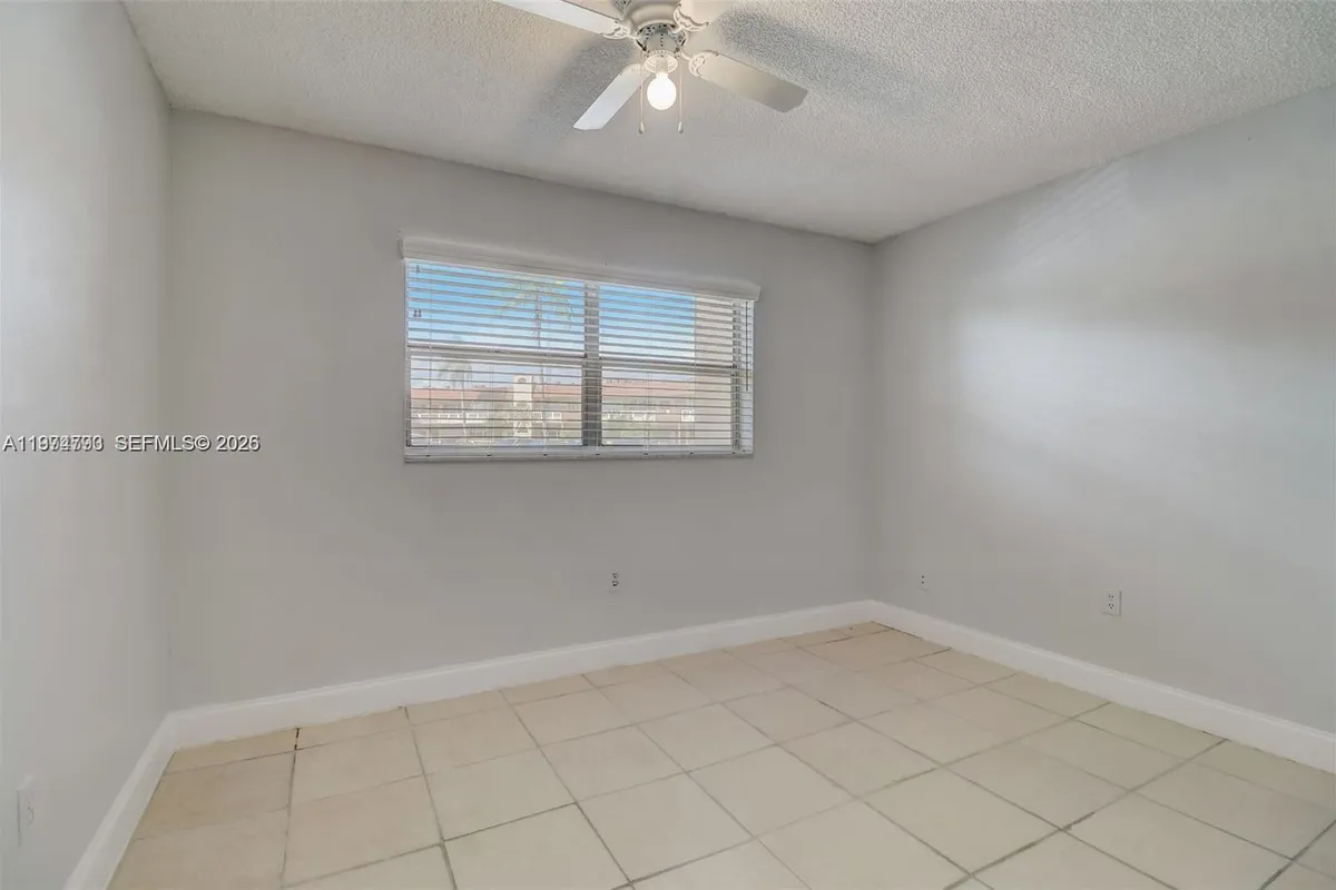 9001 SUNRISE LAKES BLVD # 109, Sunrise FL 33322