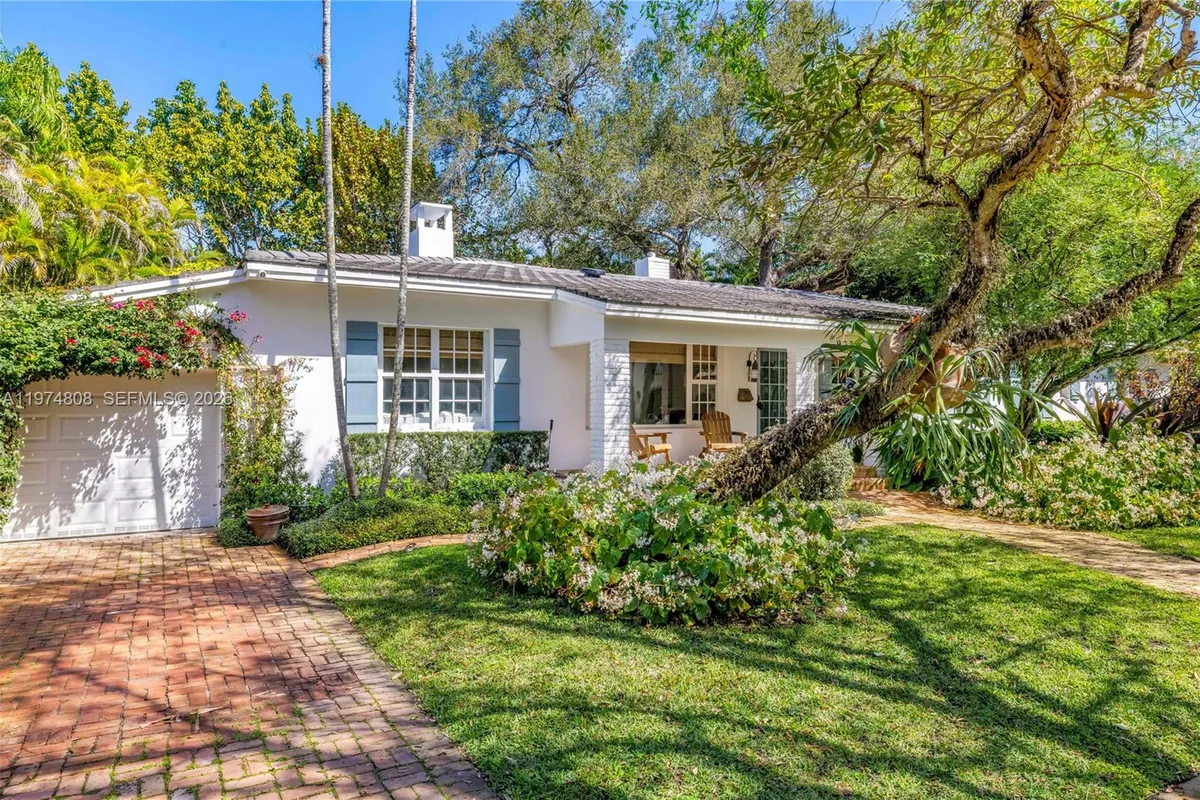 935 Escobar Ave, Coral Gables FL 33134