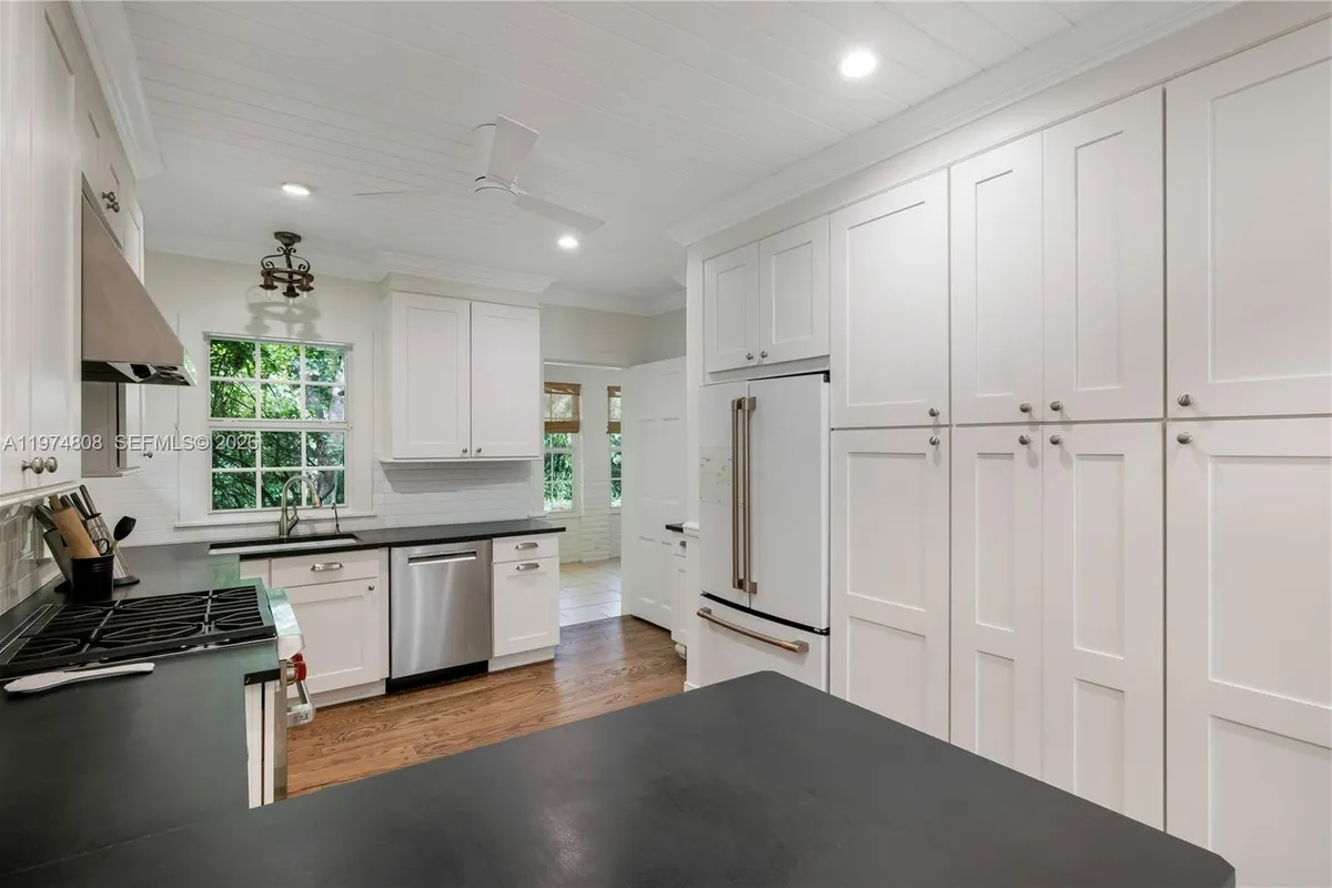 935 Escobar Ave, Coral Gables FL 33134