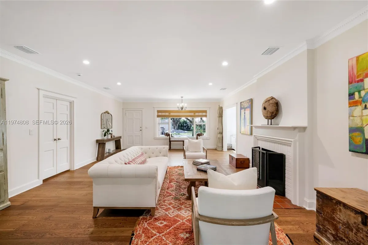 935 Escobar Ave, Coral Gables FL 33134