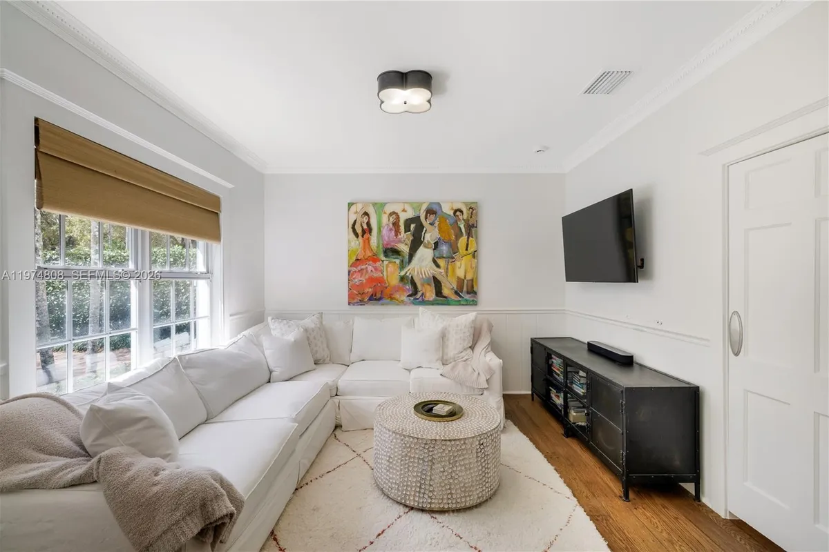 935 Escobar Ave, Coral Gables FL 33134