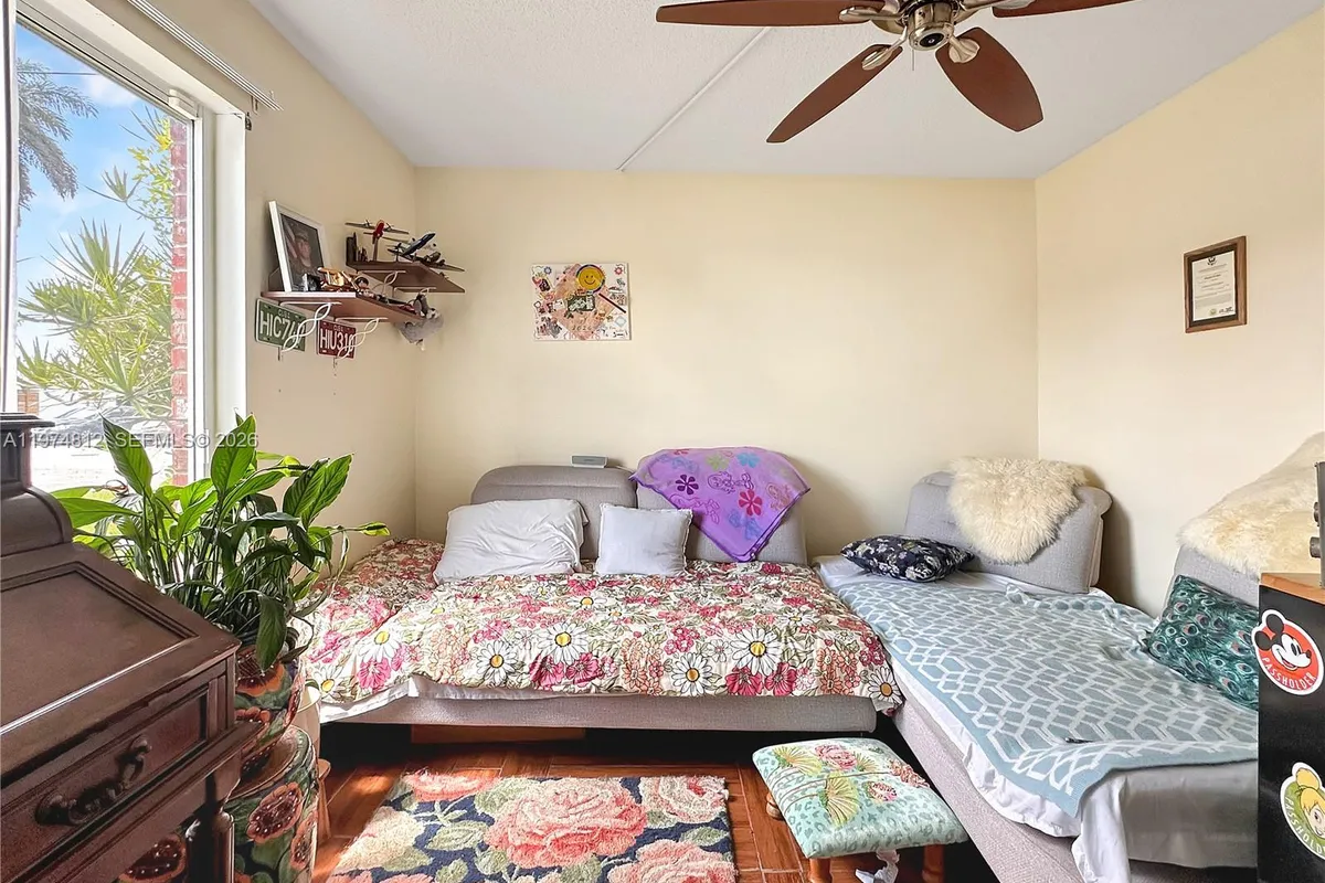 11501 NW 41st St, Sunrise FL 33323