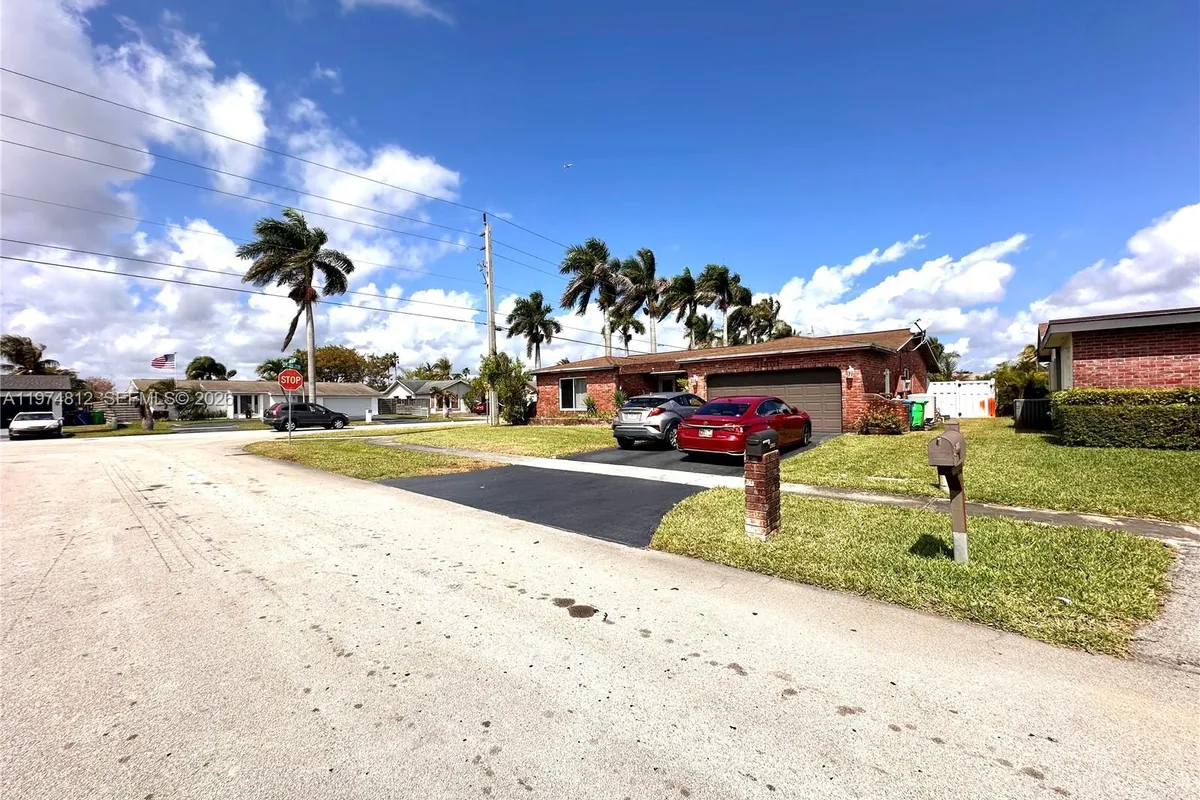 11501 NW 41st St, Sunrise FL 33323