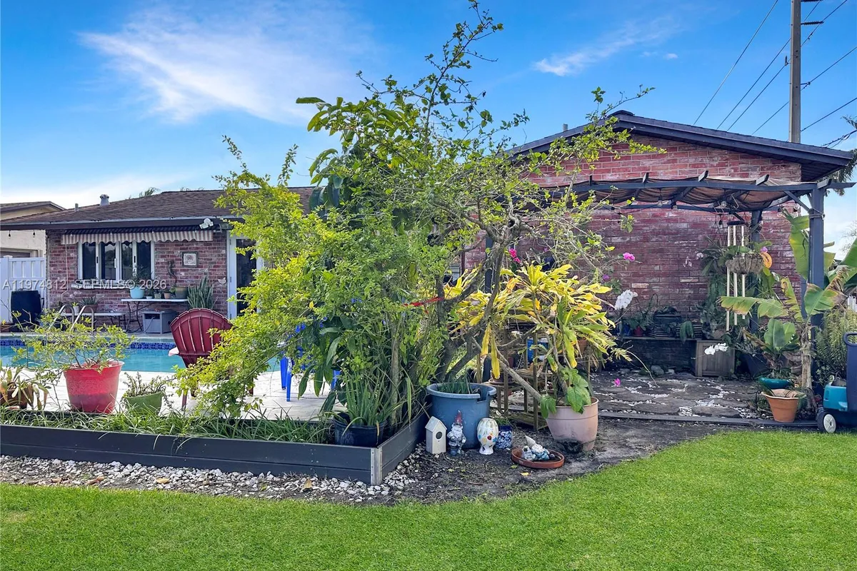 11501 NW 41st St, Sunrise FL 33323