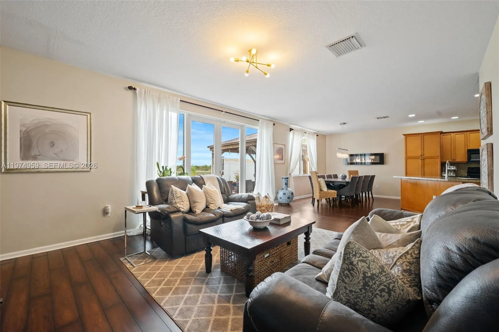 15562 SW 54th Ct, Miramar FL 33027