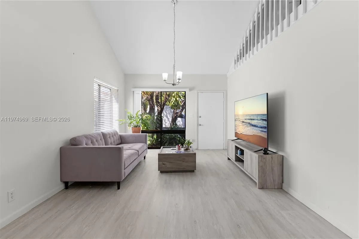 11180 NW 35th St # 11180, Sunrise FL 33351