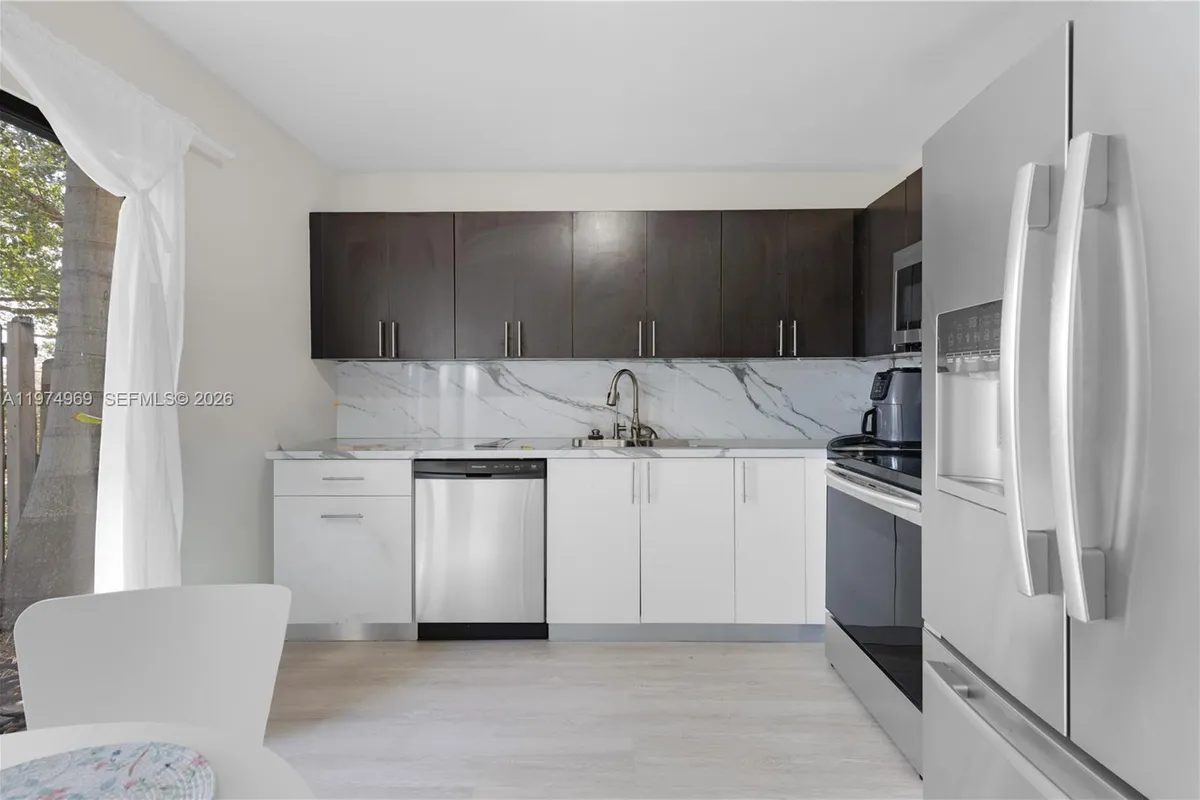 11180 NW 35th St # 11180, Sunrise FL 33351