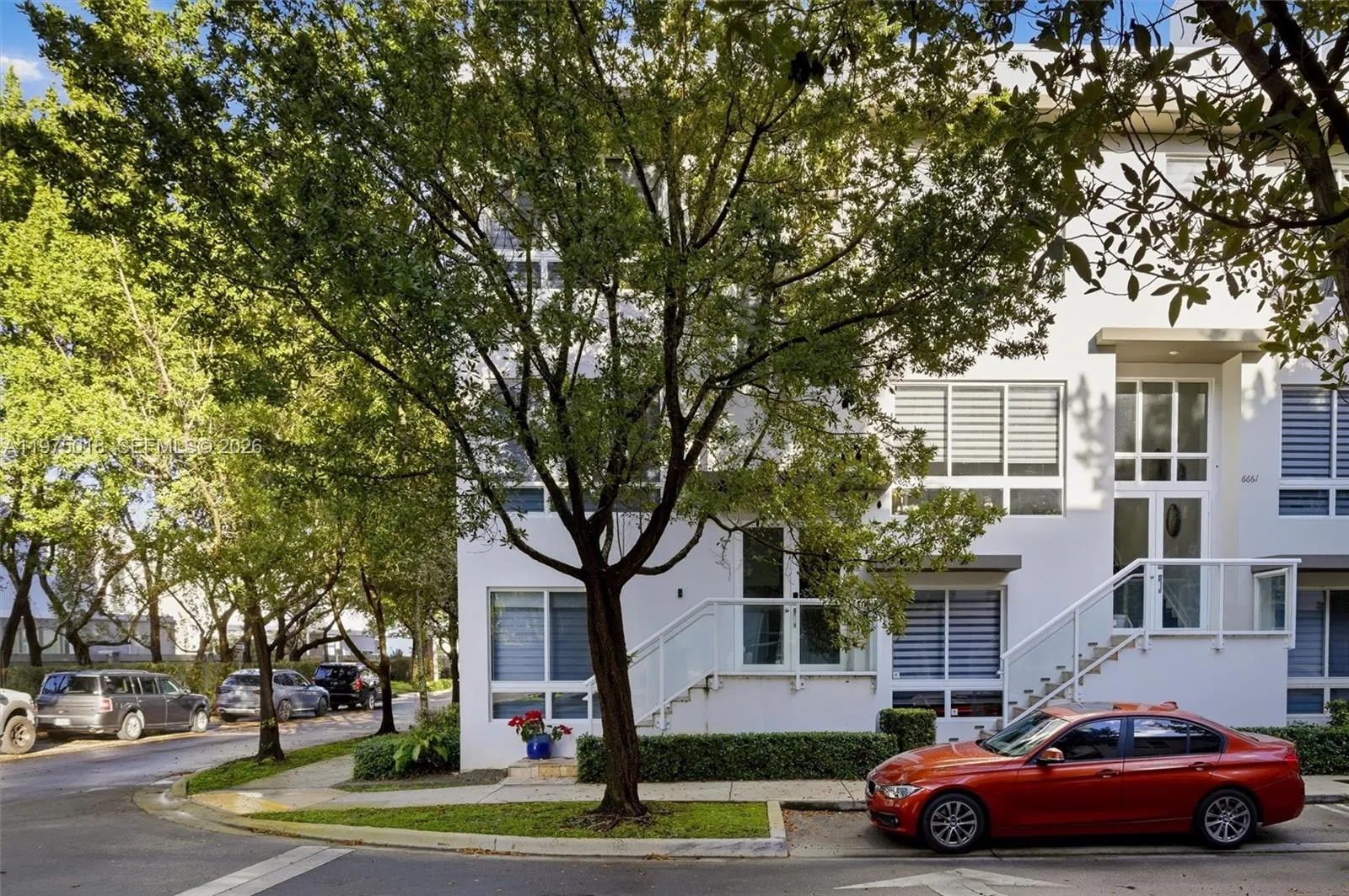 6671 NW 105th Pl # 6671, Doral FL 33178