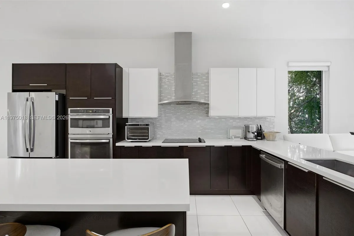 6671 NW 105th Pl # 6671, Doral FL 33178