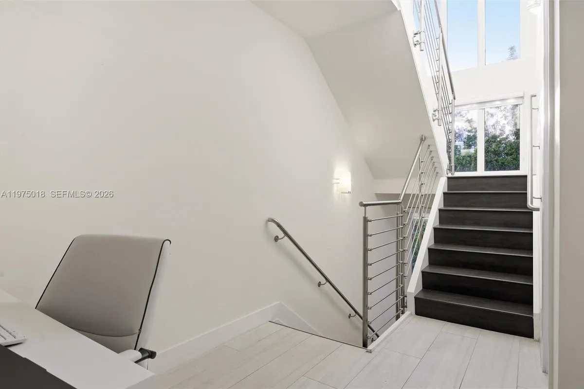 6671 NW 105th Pl # 6671, Doral FL 33178