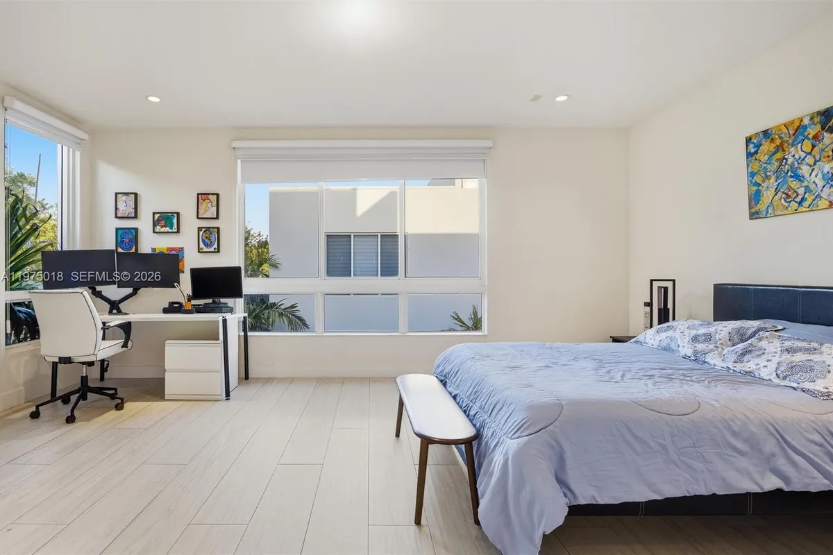 6671 NW 105th Pl # 6671, Doral FL 33178