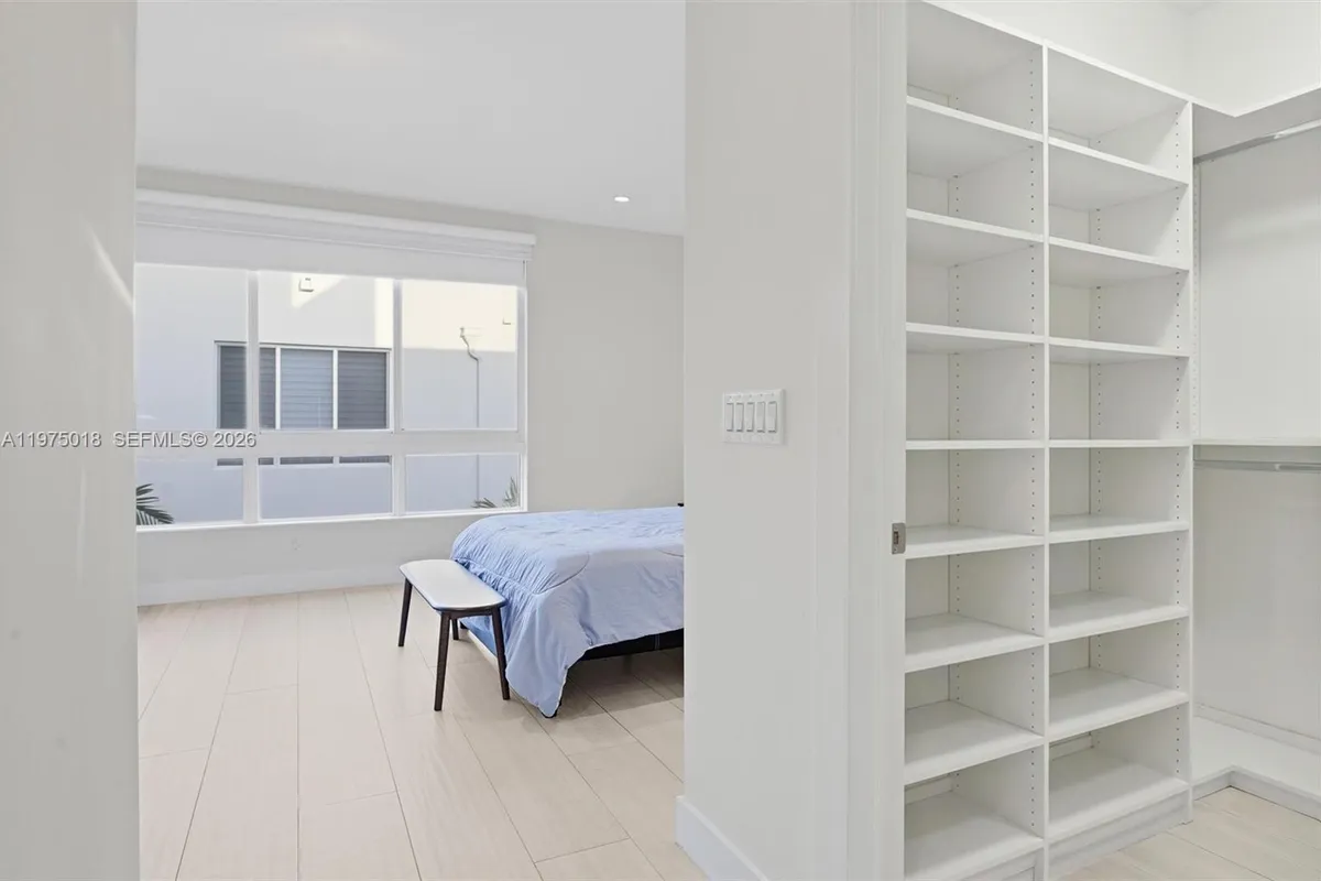 6671 NW 105th Pl # 6671, Doral FL 33178