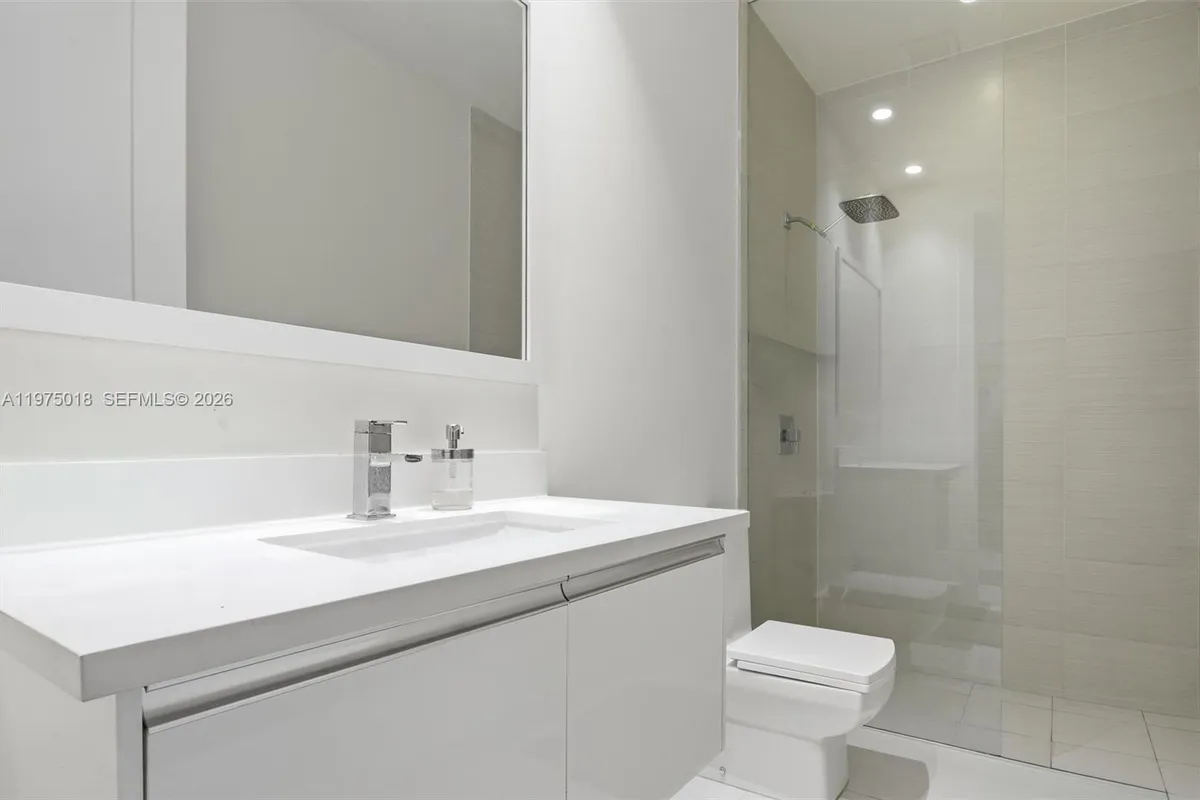 6671 NW 105th Pl # 6671, Doral FL 33178