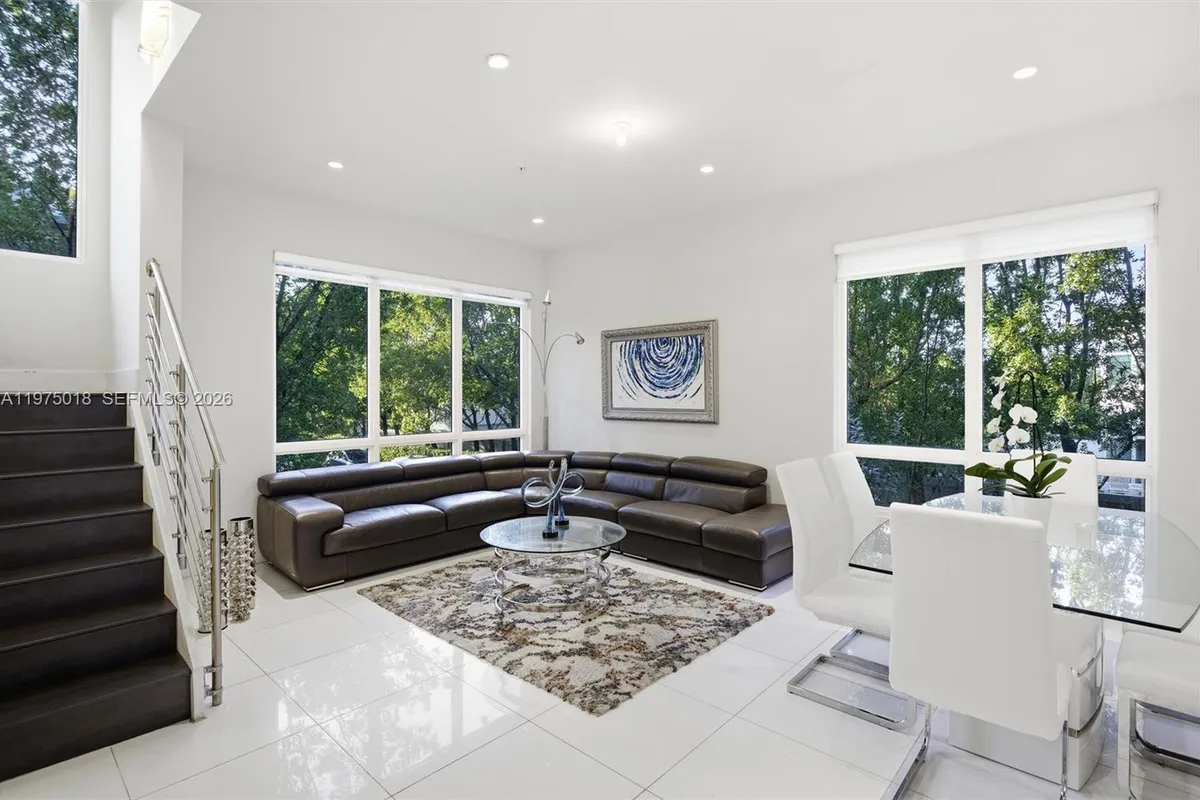 6671 NW 105th Pl # 6671, Doral FL 33178