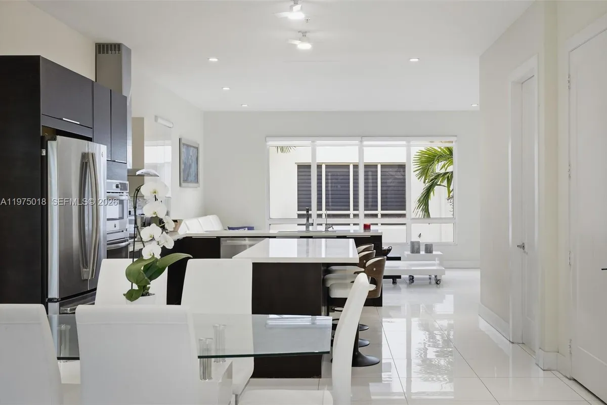 6671 NW 105th Pl # 6671, Doral FL 33178