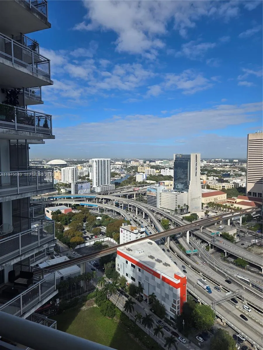 350 S Miami Ave # 3507, Miami FL 33130
