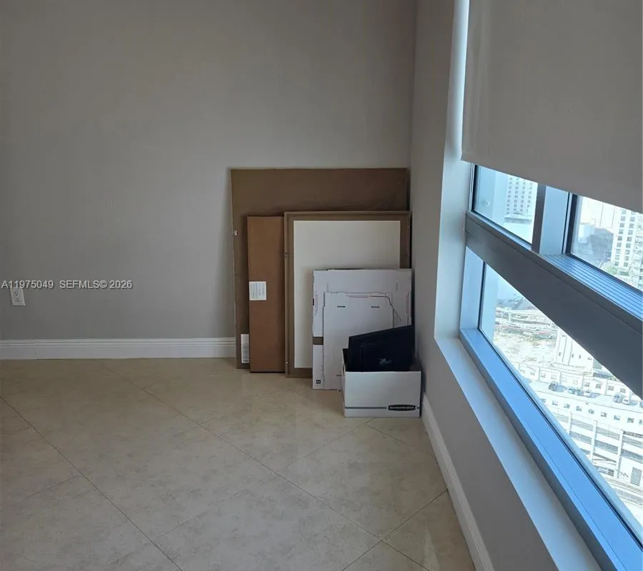 350 S Miami Ave # 3507, Miami FL 33130