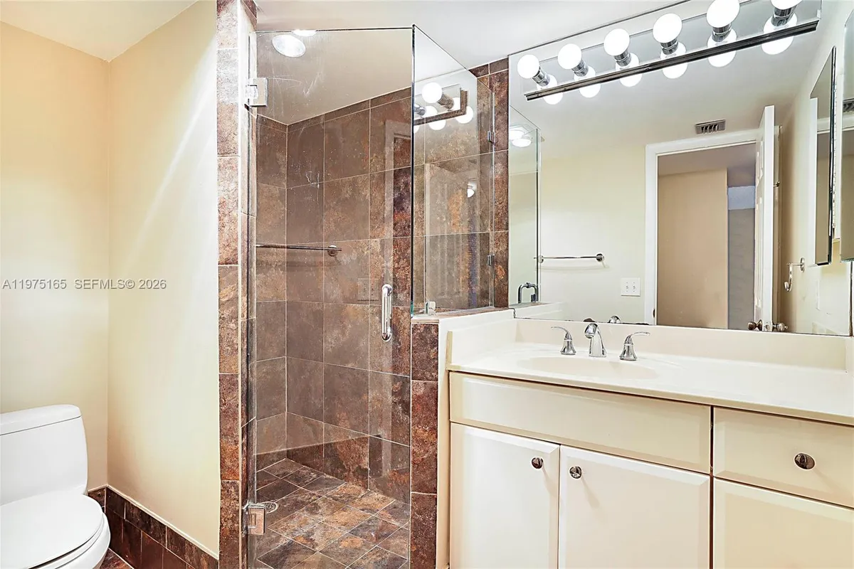 1036 Us Highway 1 # 216, North Palm Beach FL 33408